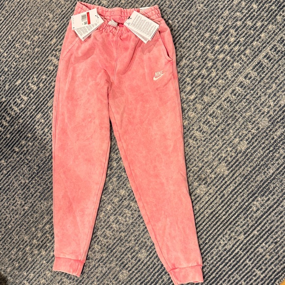 Nike Blush Pink Tracksuit - Picture 5 of 7